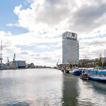 Sea View Studio, Tram Nearby, Netflix, Kamppi 아파트