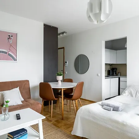 아파트 Sea View Studio, Tram Nearby, Netflix, Kamppi *