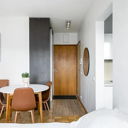 Sea View Studio, Tram Nearby, Netflix, Kamppi 아파트 헬싱키