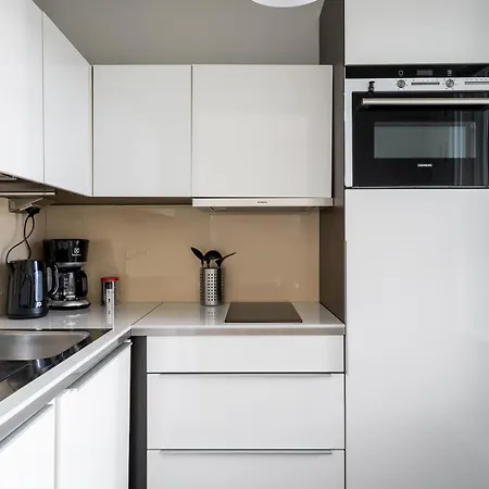 Sea View Studio, Tram Nearby, Netflix, Kamppi 아파트